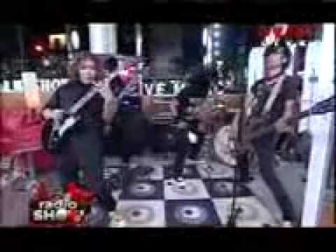 edane - Best Of Me Live In Radio Show.mp4