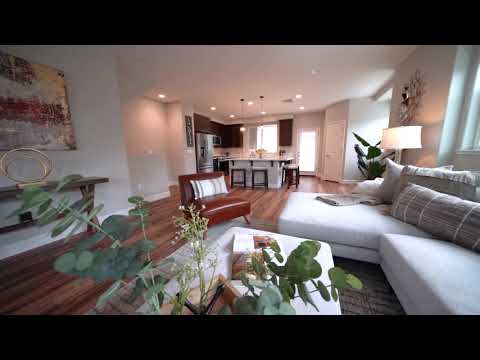 Dre Mar Visuals video.