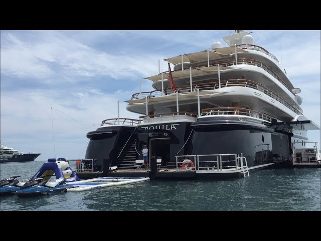 Aquila superyacht and tenders for 1 million euros a week !