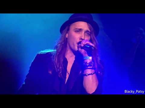 Travis Cormier et les frères Lapointe - Hallelujah - Metropolis 2016