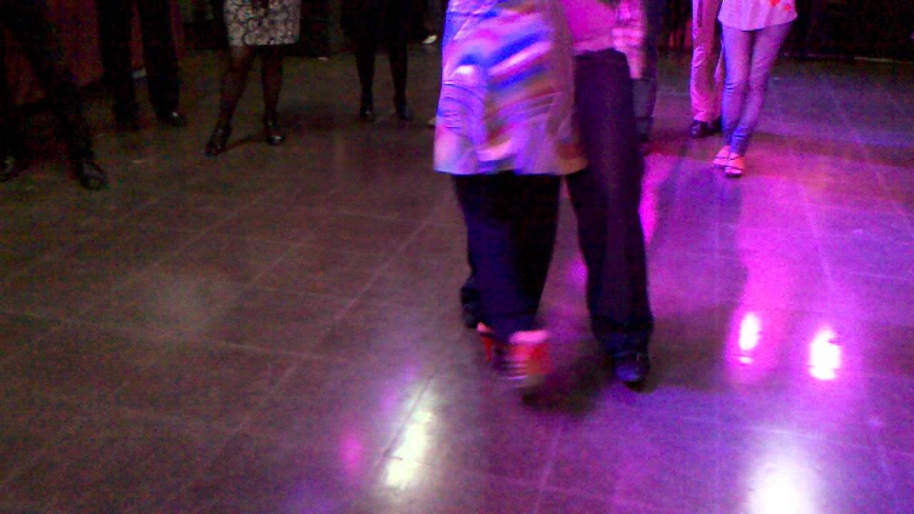 Hernán Prieto y Daniela Roig, clase de tango en La Viruta (25-08-2011)