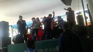 Download lagu Ratu Amelia Sanca Mustika - Kesurupan Masal mp3 Download lagu Ratu Amelia Sanca Mustika - Kesurupan Masal mp3