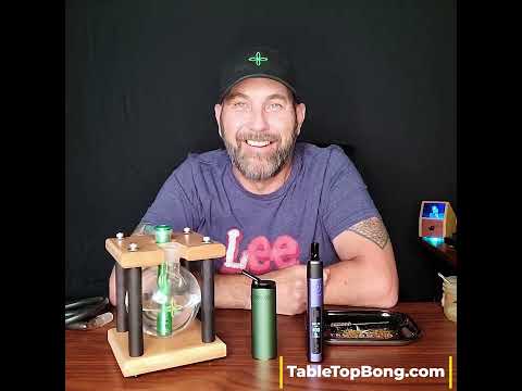 Xmax V3 Pro POTV or Xmax Starry 4 POTV (Planet of the Vapes editions)