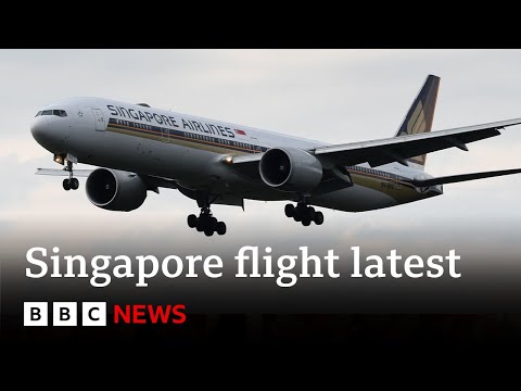 British man dies during turbulence on Singapore Airlines flight | BBC News
