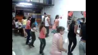preview picture of video 'Clases de baile gratis - Palm Tree Hostal Medellin, backpackers hostel'