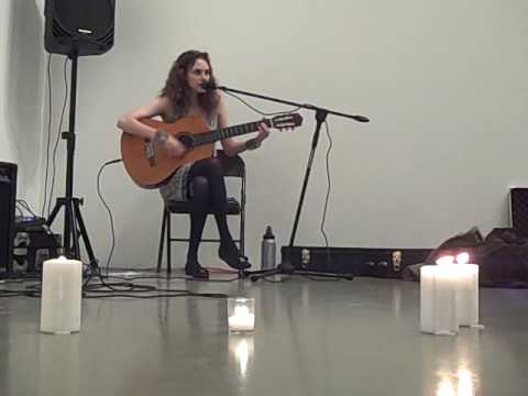 rebecca schiffman singing at justine's event