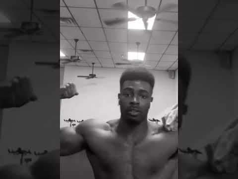 Keylon Hall - Biceps