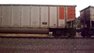 preview picture of video 'BNSF coal train #2'