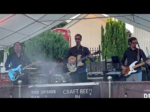 Pink Floyd - Comfortably Numb - Cover By The Strydes