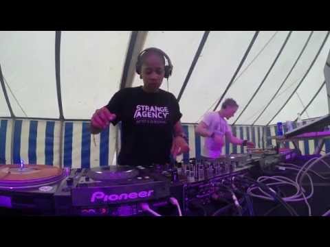 Miss Nat H Lee b2b J'Spirit at Durbuy Beats Factory