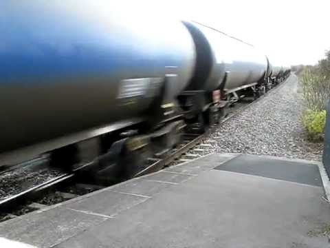 EWS locomotive 66 082 on tanks at Tamworth station