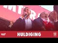 HULDIGING | Drommel maak ze gek!