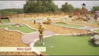 preview picture of video 'Wellington Country Park - Mini Golf'