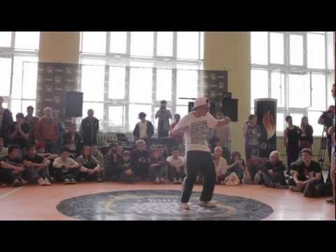 Ken Guru VS Foxxa @ Burn Battle School Tour Lviv 2012 Almighty B-boy Top Rock Round