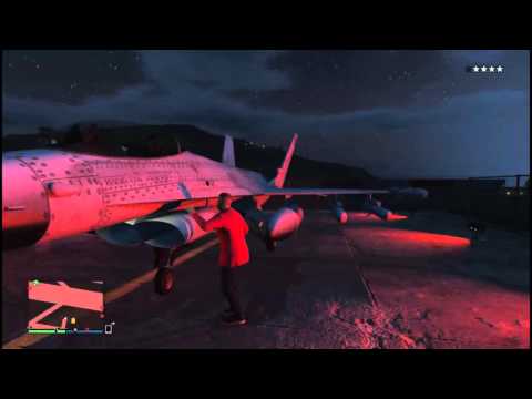 L'invasione a fort zancudo con il carro armato