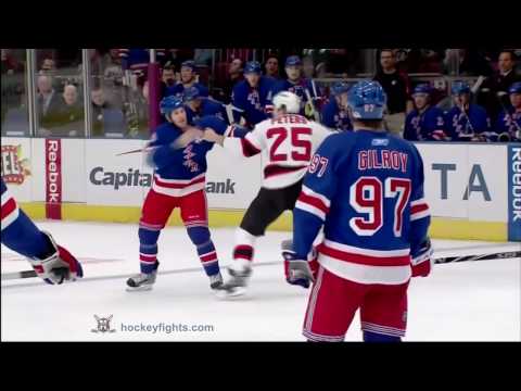Andrew Peters vs Brandon Prust