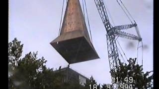 preview picture of video 'Pasewalk - Aufbau Kirchturmspitze der St. Marienkirche 15.09.1994'