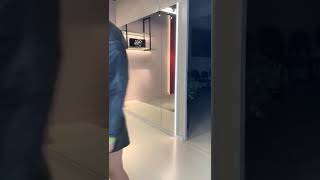 Vídeo Jaqueta Cropped Corta Vento Declari Cor Preta