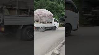 Download lagu Ok kita fight TRAGA vs L300. Tanjakan Ekstrim Batu Jomba mp3