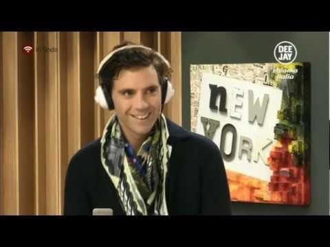 2012.11.29 AUDIO : Mika on Radio Deejay, Milano
