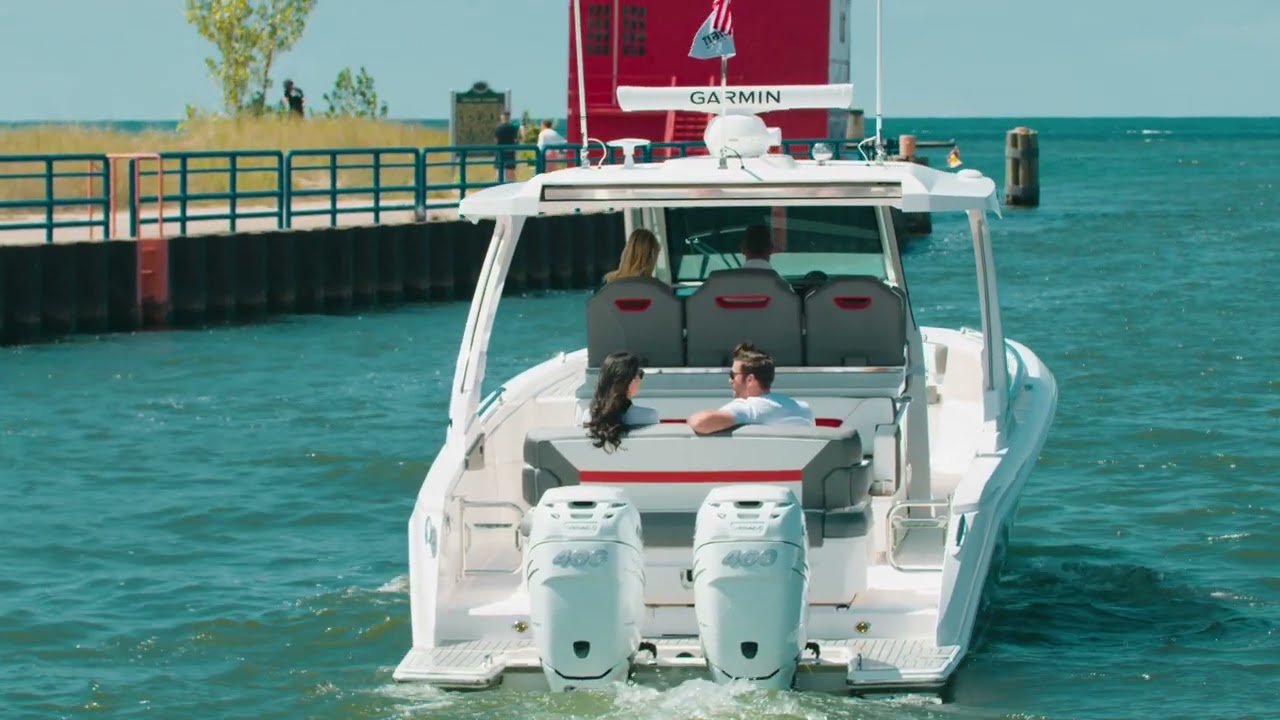 Tiara Sport | 34 LS, An Afternoon on Lake Michigan