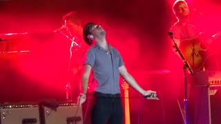 Slow Hands // Niall Horan (8/5/18)