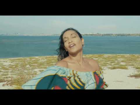 Suzanna Lubrano - Africa Arise  (Official Video)