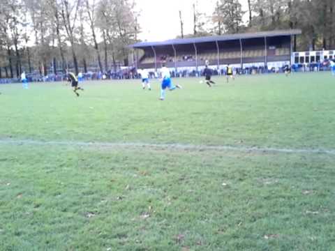 VVO 1 (zo) vs. Veluwezoom 1 (zo) 10-11-2013 14:29