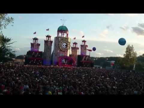 Yellow Claw ft. Rochelle - Shotgun (live Mysteryland 2014) HD