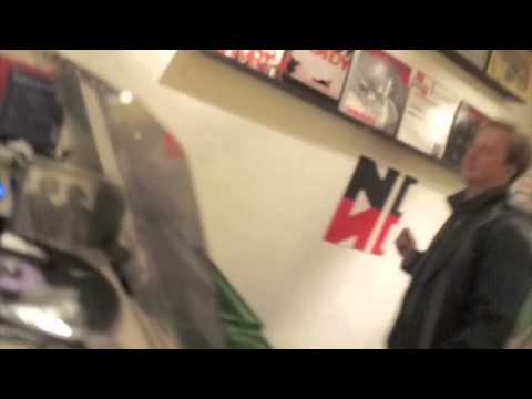 Ronald Reggae gives a lesson in ska