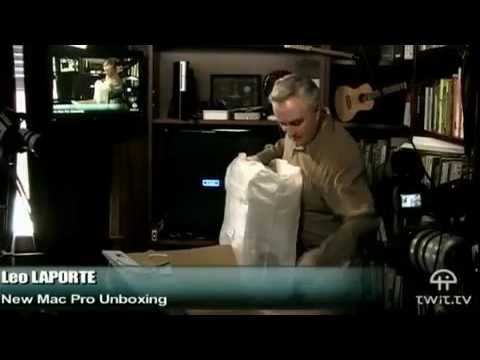 Leo Unboxes the Mac Pro
