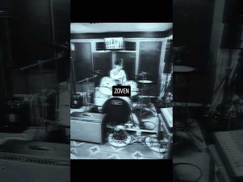 Ensayo Informal Paper Cuts Zoven