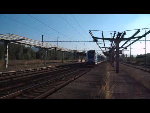 Průjezd vlaku Os 6809 (ČD 440.004) - Chabařovice, 29. 8. 2013
