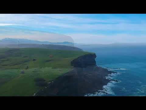 Cantabria desde el aire, molino abandonado  y cascasa de "el Bolao"