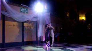 ADRIANA LAPLACA Y LEONARDO BARRI: VALS