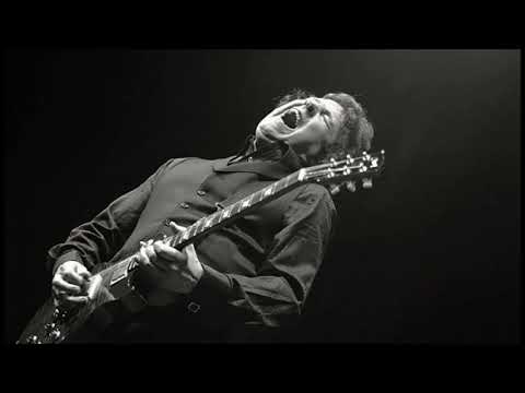 Real Guitarist Reacts to the Greatest Guitarist of ALL TIME - Gary Moore "Oh Pretty Woman"