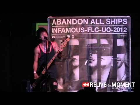 2012.08.03 Abandon All Ships - Geeving (Live in Des Moines, IA)