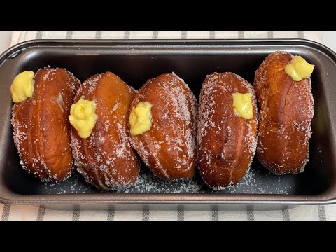 Doughnuts with Vanilla Custard Cream filling recipe | Bomboloni (Krapfen) alla crema