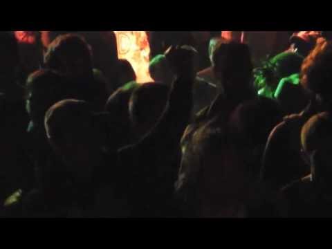 Jah Shaka play Chant Jahovia Murray Man : Dub Station 40