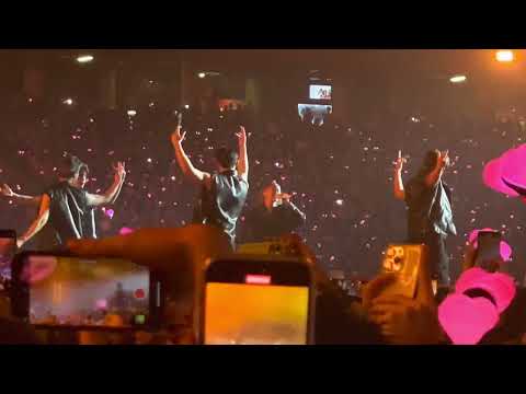 [4K] 230513 BLACKPINK(블랙핑크) - ROSÉ - HARD TO LOVE & ON THE GROUND - SINGAPORE