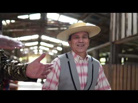 LOS CHARROS DE LUCHITO Y RAFAEL FEAT EL MONTEAGUILINO - EL CATARRITO (VIDEO OFICIAL)