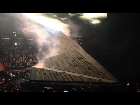 Kanye West - Yeezus Tour at Madison Square Garden - 11/23 - FULL SHOW - Part 1/4