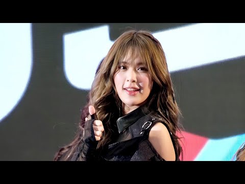 221106 [Fancam] Mobile BNK48 - ดีอะ @BNK48xCGM48 RoadShow, The Promenade