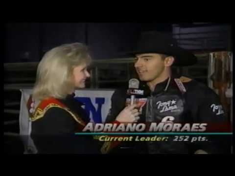 Adriano Moraes vs Tiger Stripes - 97 PBR Guthrie (92 pts)