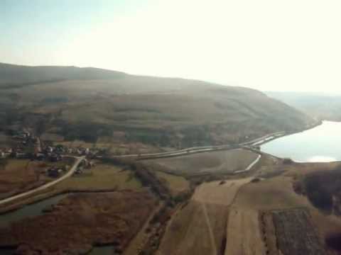 lacul din manic ..de sus