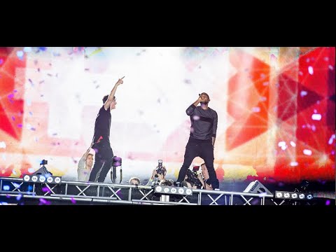 Martin Garrix feat. Usher - Don't Look Down [Live Ultra Music Festival Miami 2015]