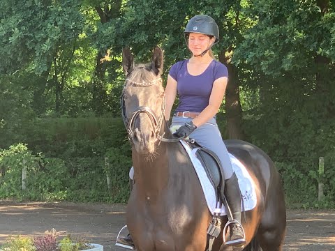 MILLION FACES 8j v. Millenium - Farewell III    for sale