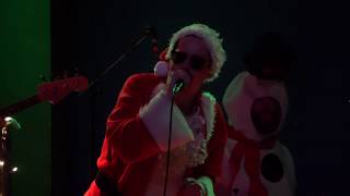 Good King Wenceslas - The Dinwiddies 2017 Christmas Spectacular