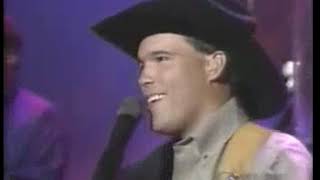Clay Walker -  Dreaming With My Eyes Open
