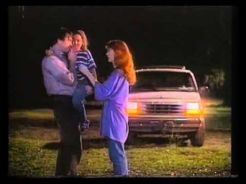 they watch (1993) greek subs 4/4